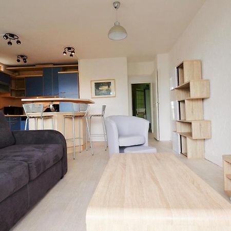 70 M2 Avec Balcons Et Parking Apartment Lille Exterior photo