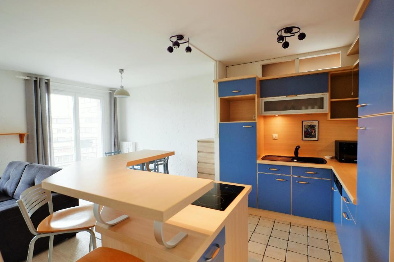 70 M2 Avec Balcons Et Parking Apartment Lille Exterior photo